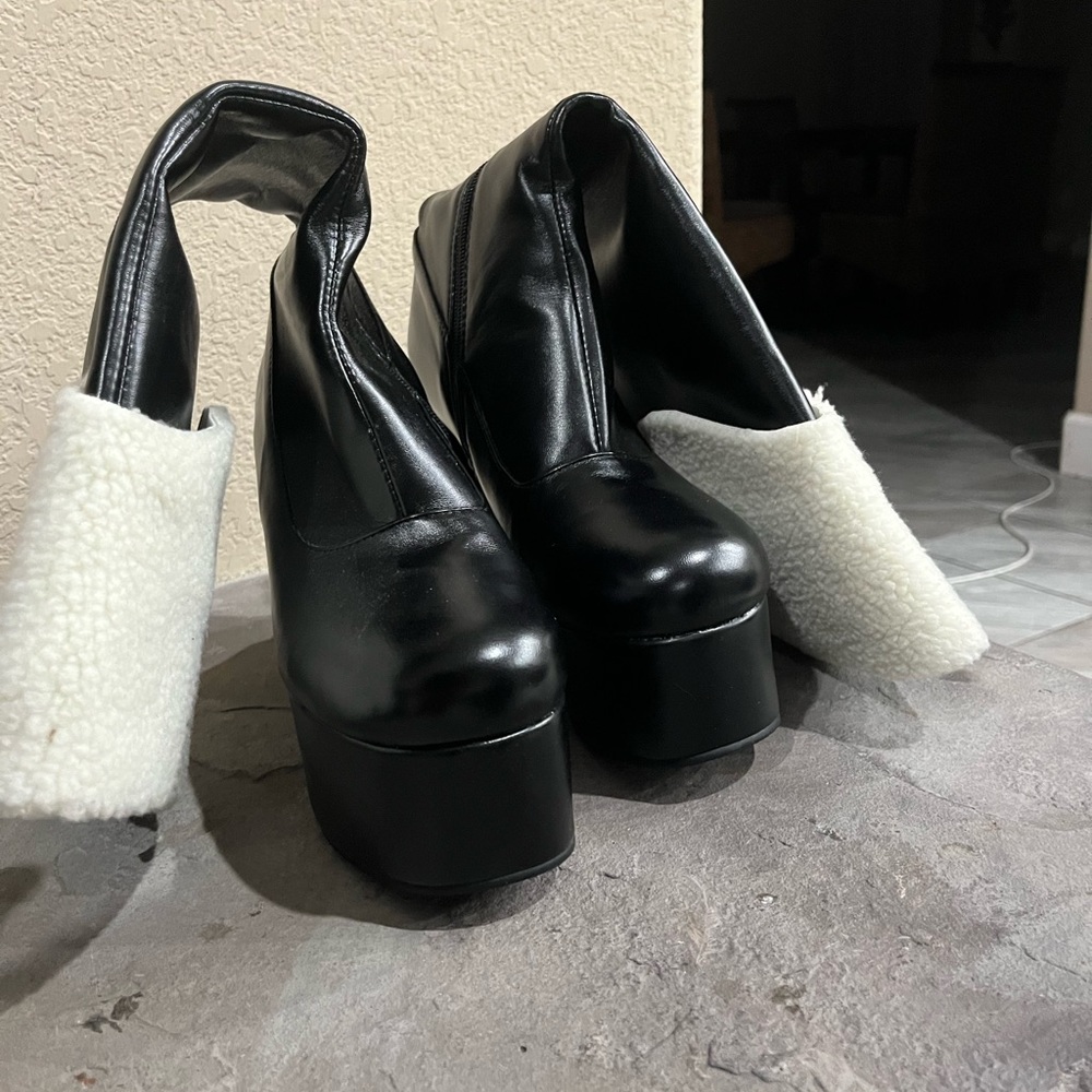 Black boots